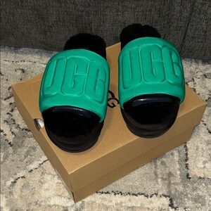 UGG Emerald Green Maxi Graphic Slide Sandals